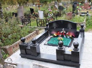 Обустройство могил, благоустройство и облагораживание Обустройство могил, благоустройство и облагораживание